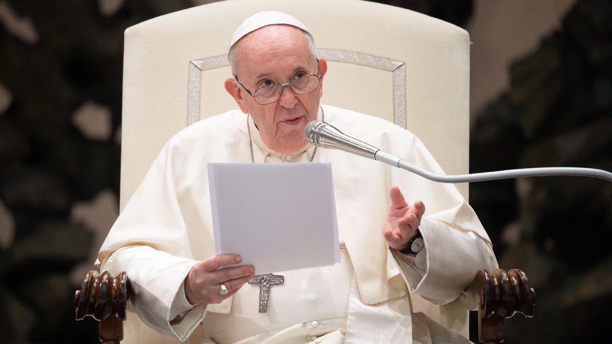 Papež označil očkování za „akt lásky“. Ve Vatikánu už funguje covid pas